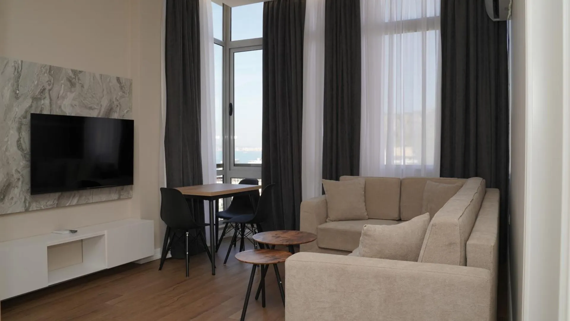 Sasso Blue Sky Hotel Durrës